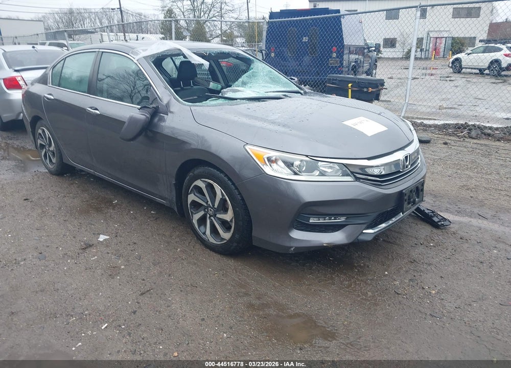 2016 HONDA ACCORD EX-L VIN: 1HGCR2F83GA124636