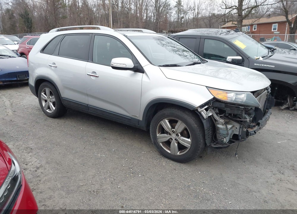 2013 KIA SORENTO EX V6 VIN: 5XYKUDA22DG374999