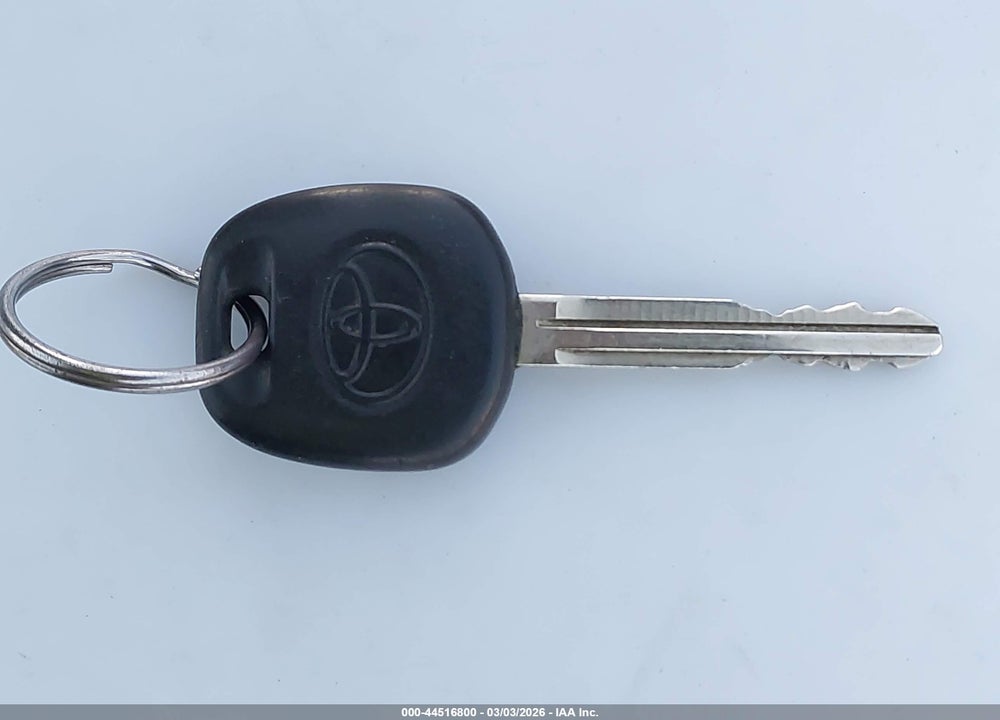 2010 TOYOTA MATRIX VIN: 2T1KU4EE6AC232764
