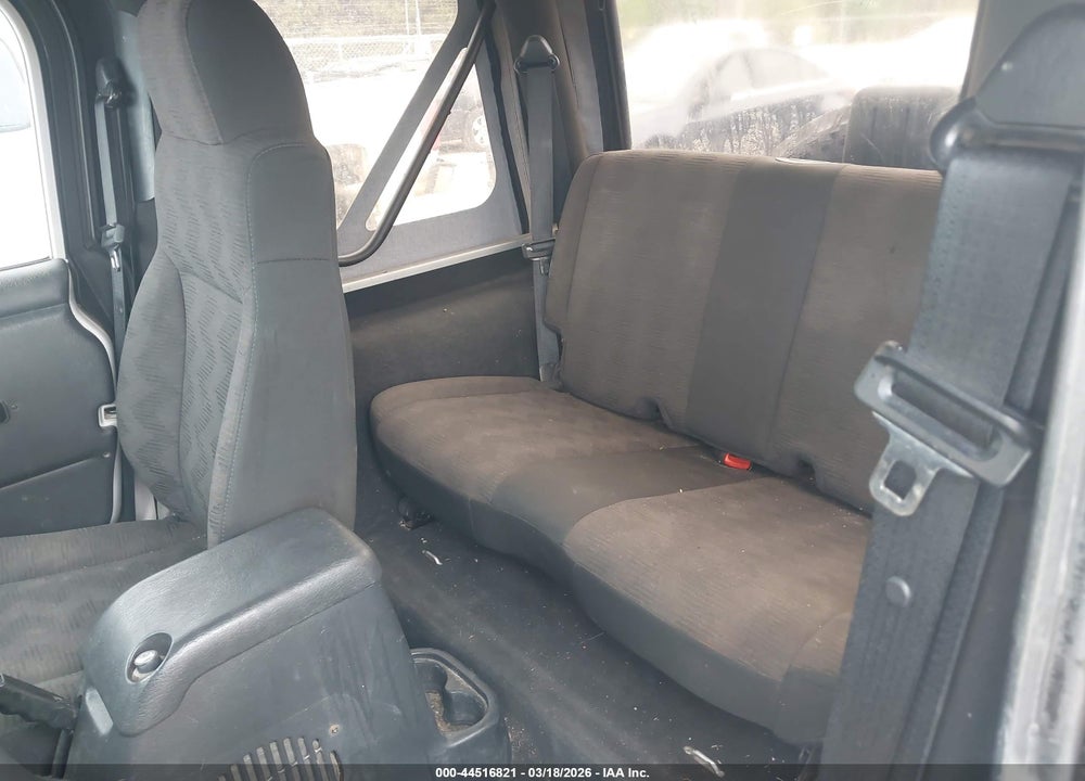 2005 JEEP WRANGLER X VIN: 1J4FA39S95P333299