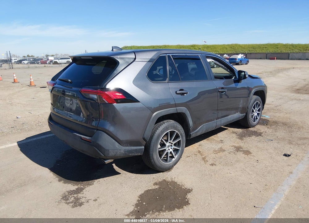 2024 TOYOTA RAV4 LE VIN: 2T3G1RFV6RC481384