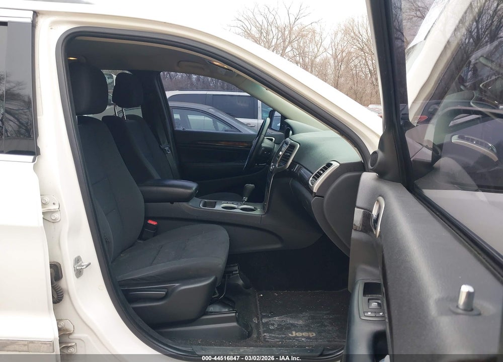 2012 JEEP GRAND CHEROKEE LAREDO VIN: 1C4RJFAG1CC200584