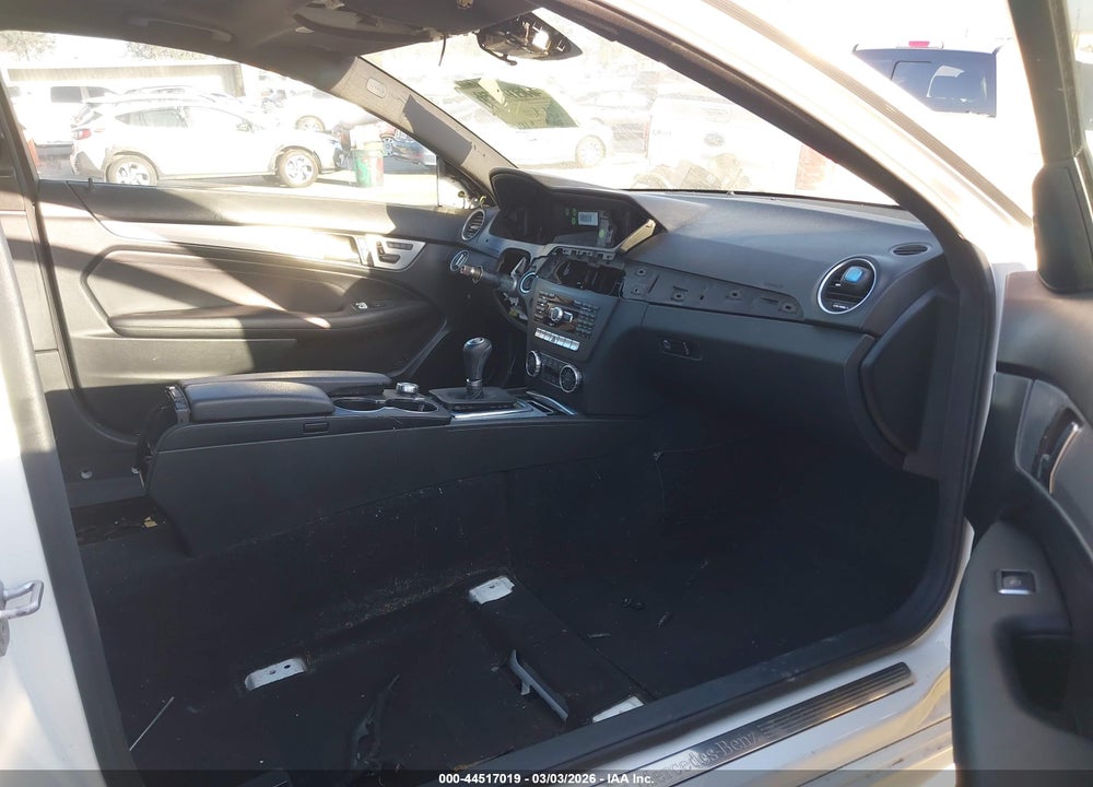 2012 MERCEDES-BENZ C 250 VIN: WDDGJ4HB5CF771439