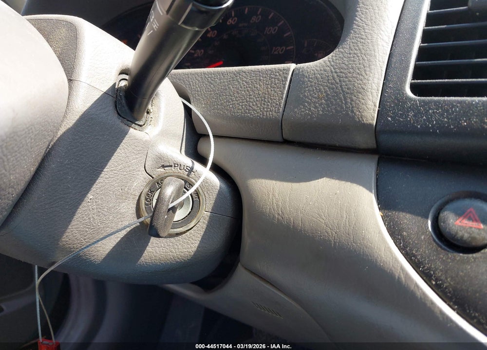 2005 TOYOTA CAMRY LE VIN: 4T1BE32KX5U548321