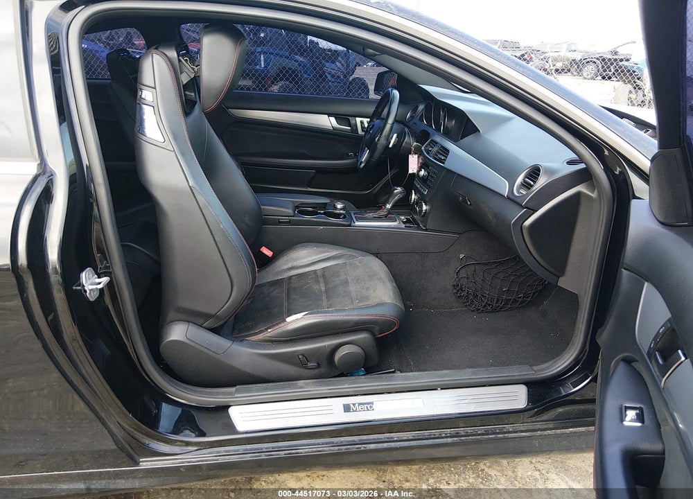 2013 MERCEDES-BENZ C 250 VIN: WDDGJ4HBXDF981309