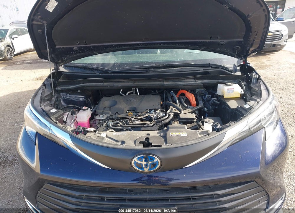 2024 TOYOTA SIENNA XLE VIN: 5TDJSKFC7RS142559