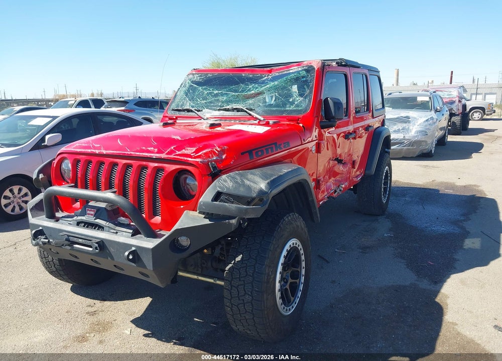 2018 JEEP WRANGLER UNLIMITED SPORT S 4X4 VIN: 1C4HJXDG8JW127965