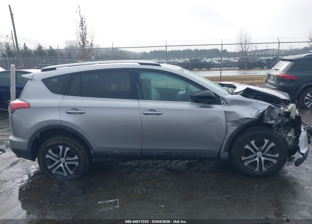 2016 TOYOTA RAV4 LE VIN: 2T3BFREV4GW472000