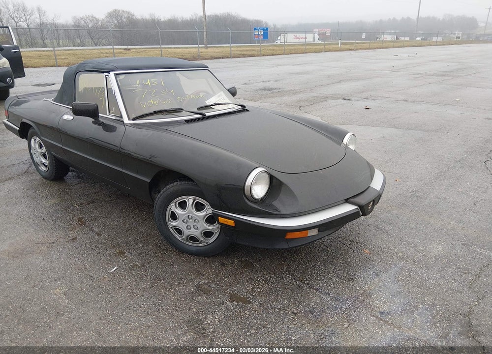 1990 ALFA ROMEO SPIDER GRADUATE VIN: ZARBA12C5L6002174