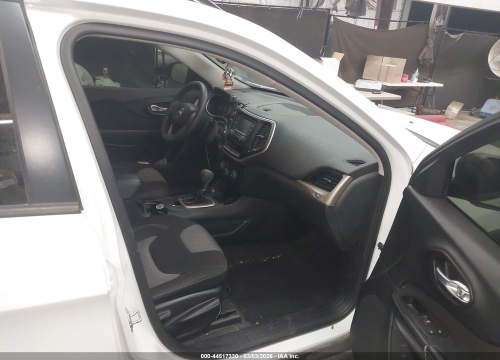 2016 JEEP CHEROKEE SPORT VIN: 1C4PJMAB1GW156333