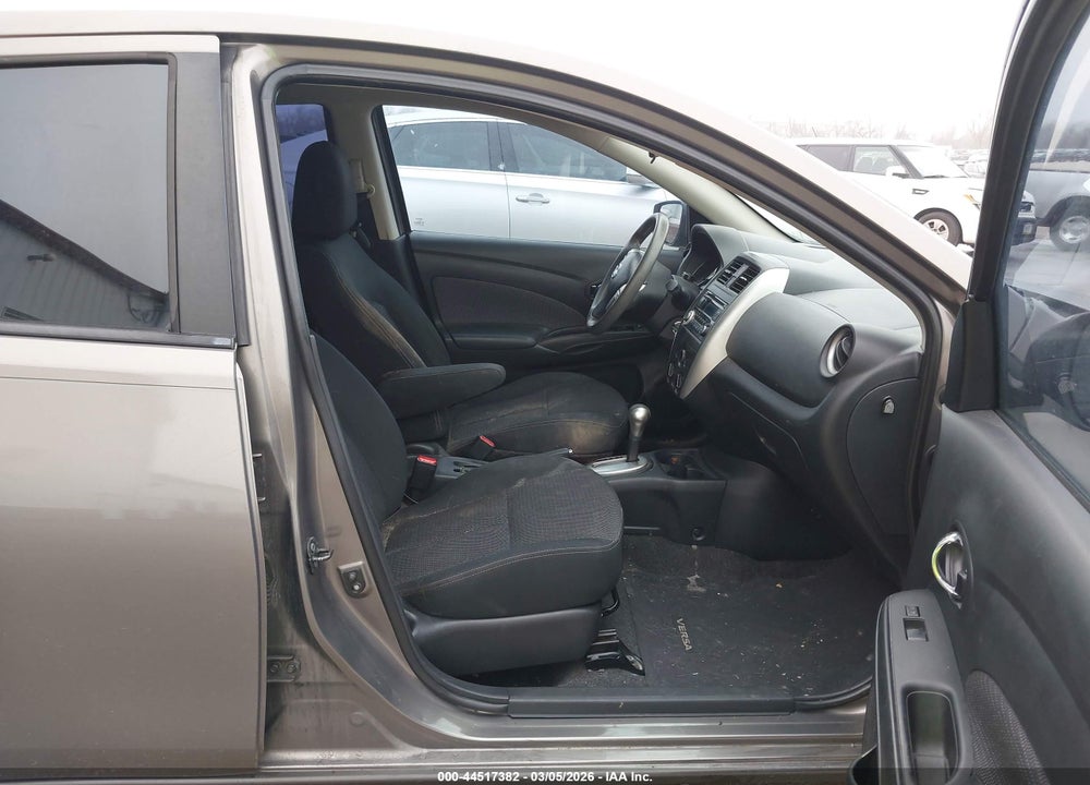 2015 NISSAN VERSA 1.6 SV VIN: 3N1CN7AP6FL884561