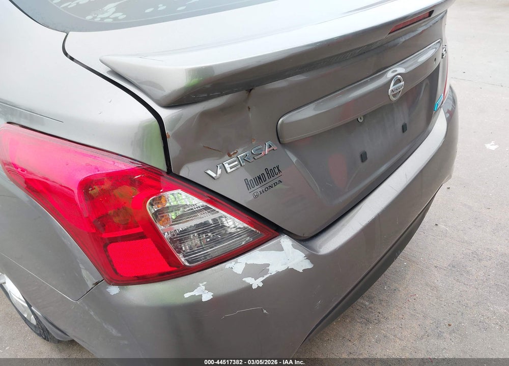 2015 NISSAN VERSA 1.6 SV VIN: 3N1CN7AP6FL884561