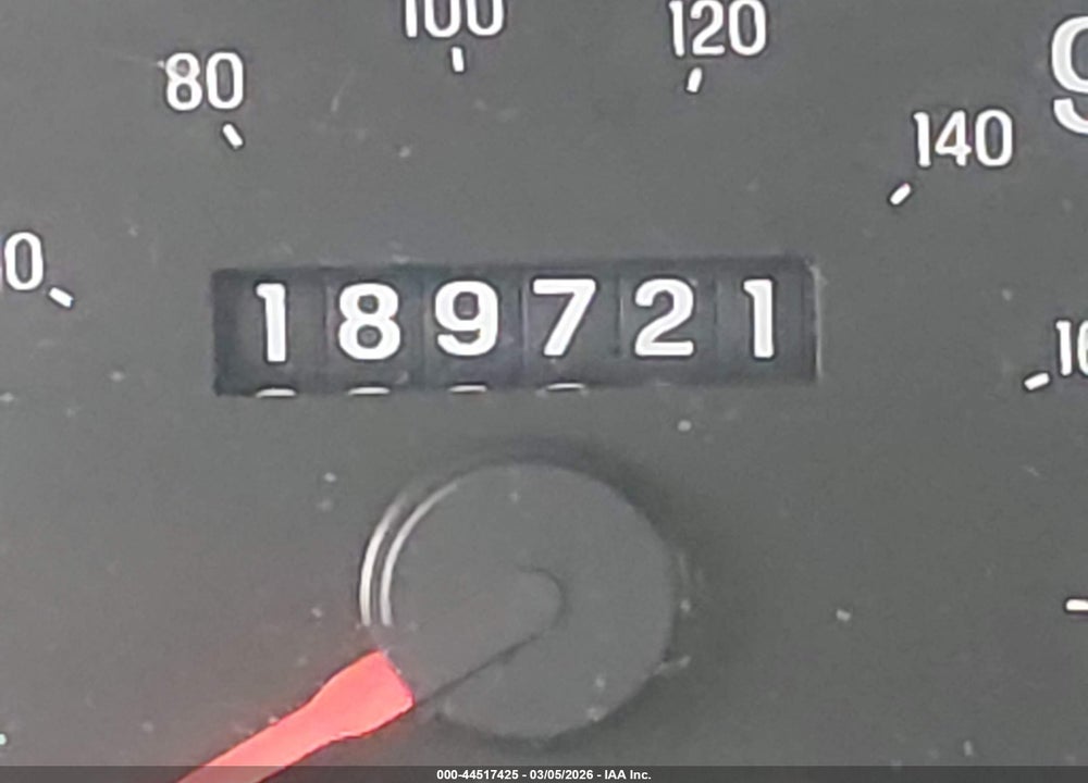 2003 FORD CROWN VICTORIA LX VIN: 2FAFP74W93X188588