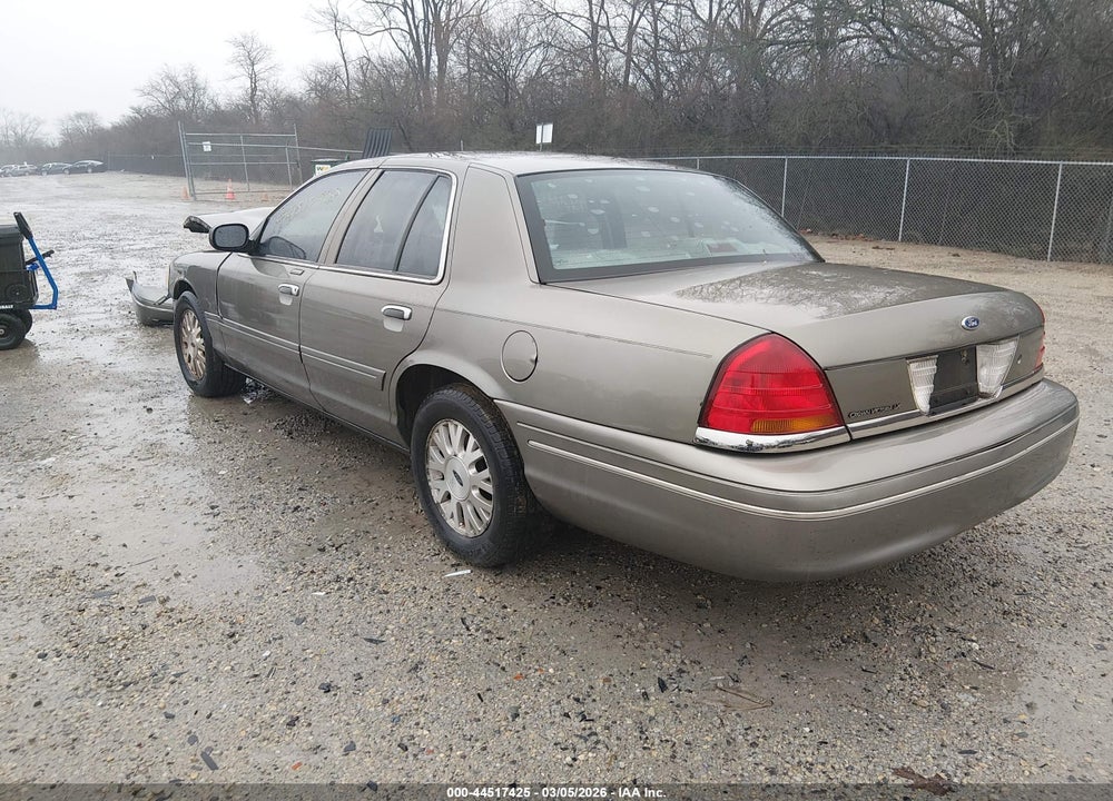 2003 FORD CROWN VICTORIA LX VIN: 2FAFP74W93X188588
