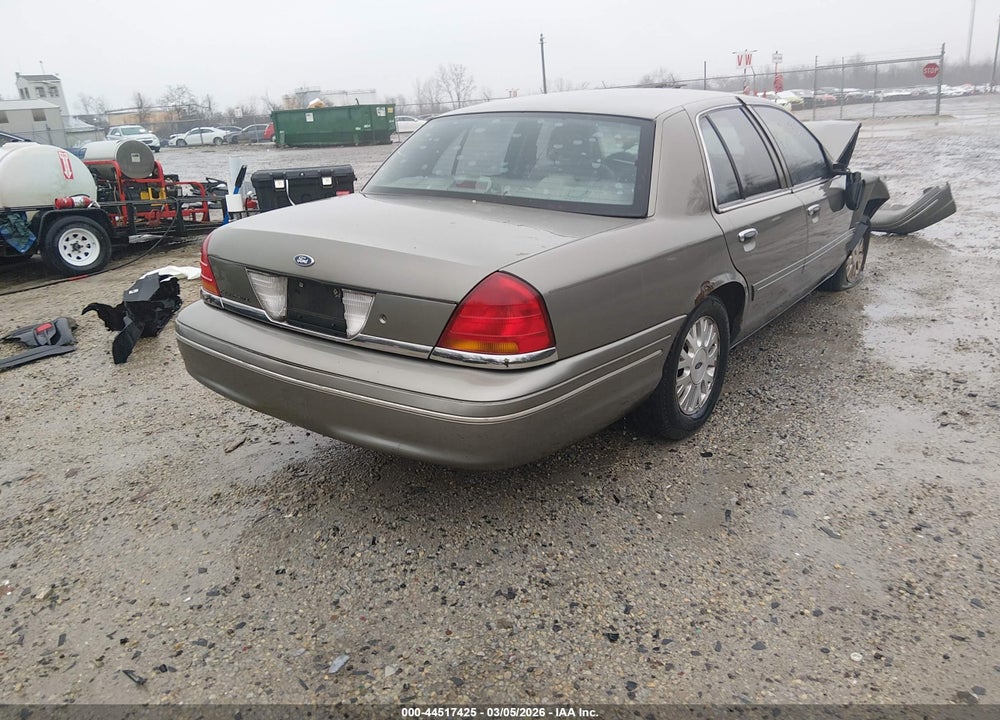 2003 FORD CROWN VICTORIA LX VIN: 2FAFP74W93X188588