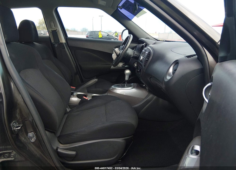 2013 NISSAN JUKE S VIN: JN8AF5MR9DT215152