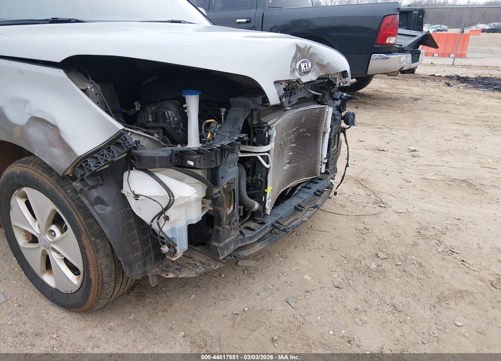 2015 KIA SOUL VIN: KNDJN2A24F7137279