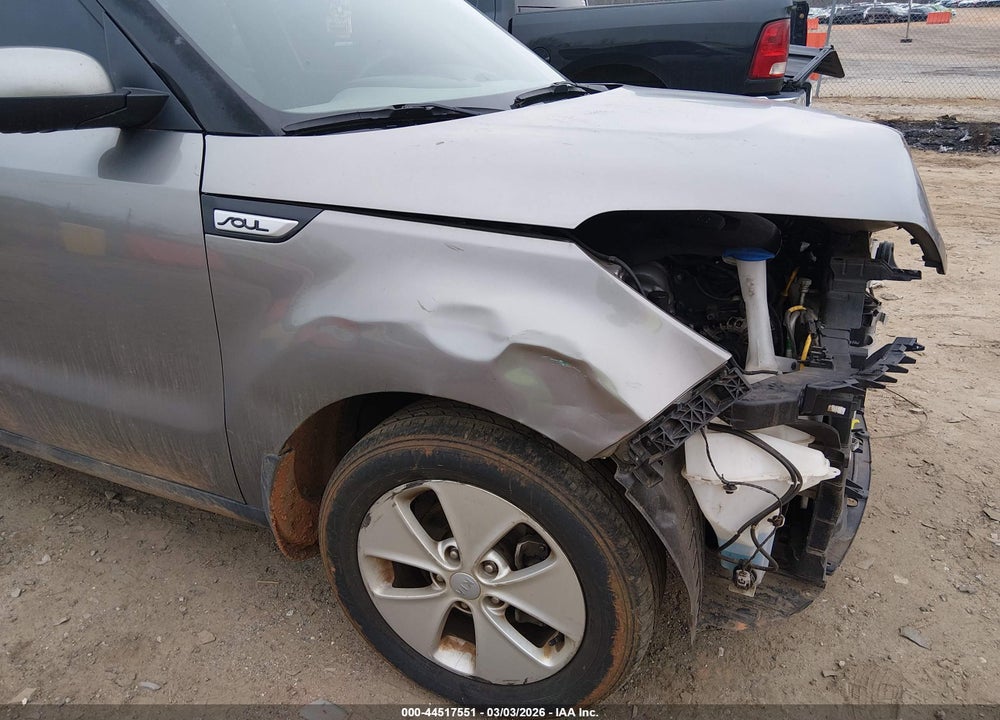 2015 KIA SOUL VIN: KNDJN2A24F7137279