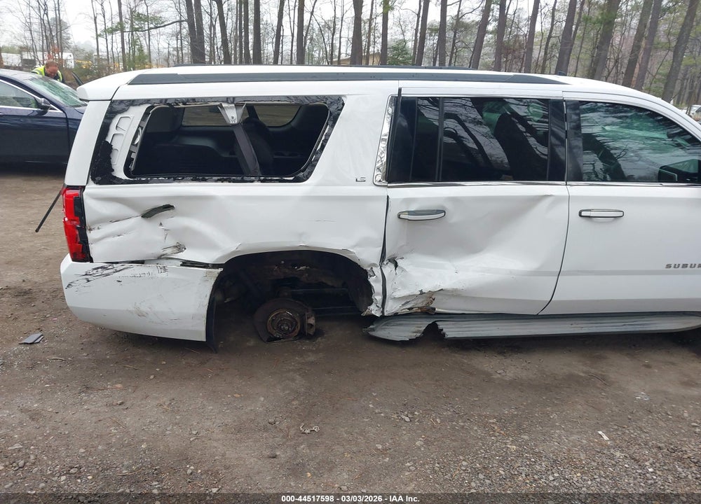 2015 CHEVROLET SUBURBAN 1500 LS VIN: 1GNSKHKC0FR131773
