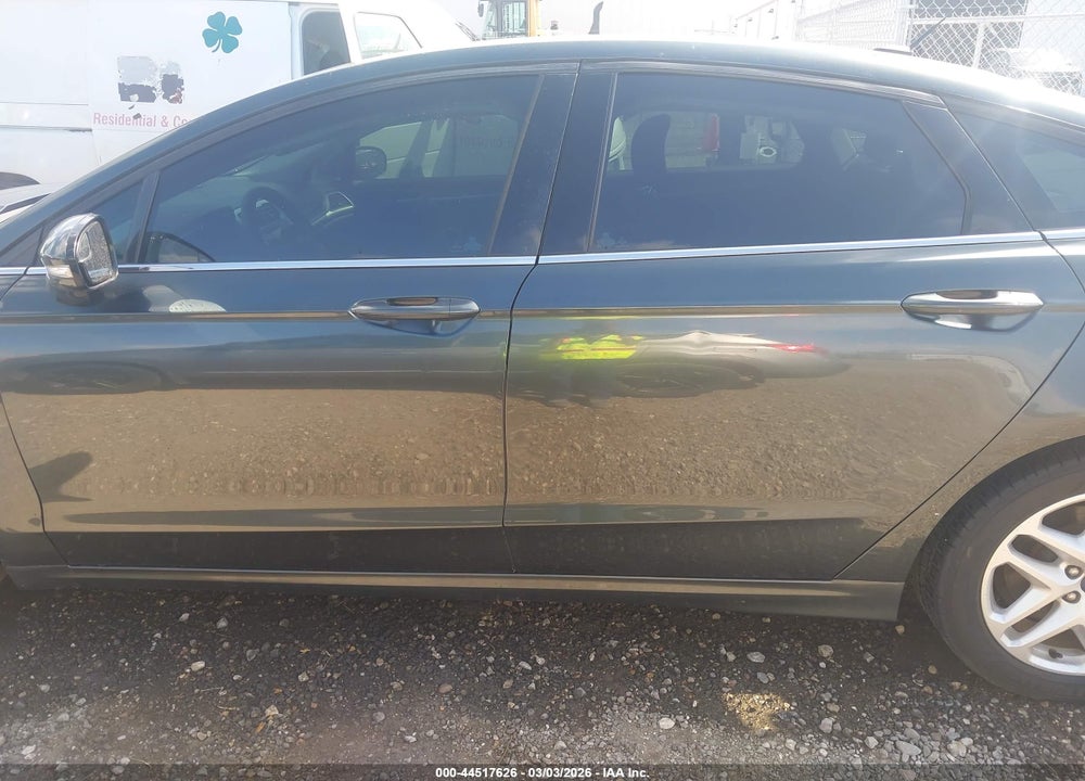 2015 FORD FUSION SE VIN: 3FA6P0H70FR208773