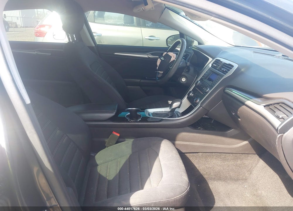 2015 FORD FUSION SE VIN: 3FA6P0H70FR208773