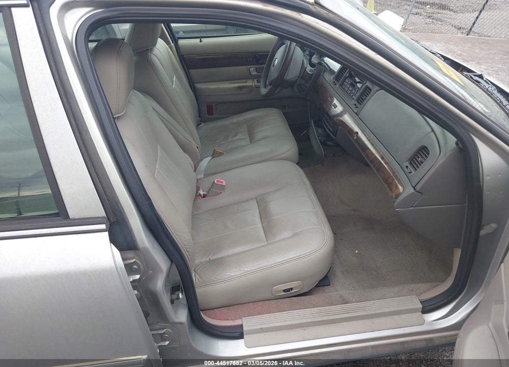 2009 MERCURY GRAND MARQUIS LS (FLEET ONLY) VIN: 2MEHM75V99X611405