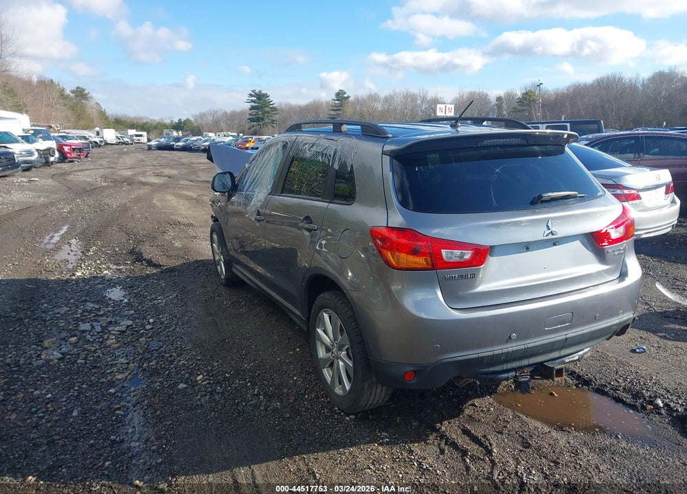 2015 MITSUBISHI OUTLANDER SPORT ES VIN: 4A4AR3AU4FE052832