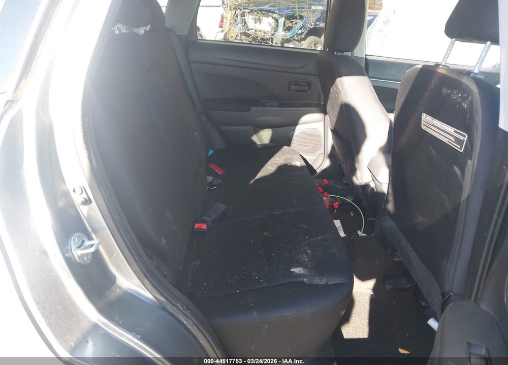 2015 MITSUBISHI OUTLANDER SPORT ES VIN: 4A4AR3AU4FE052832