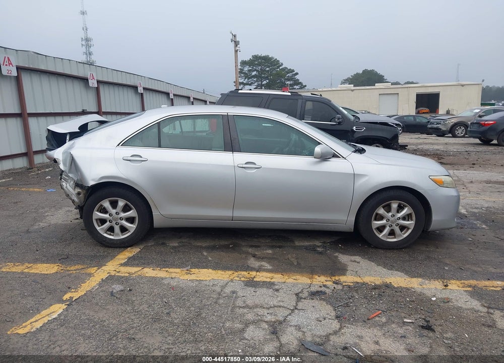 2011 TOYOTA CAMRY LE VIN: 4T1BF3EK3BU722167
