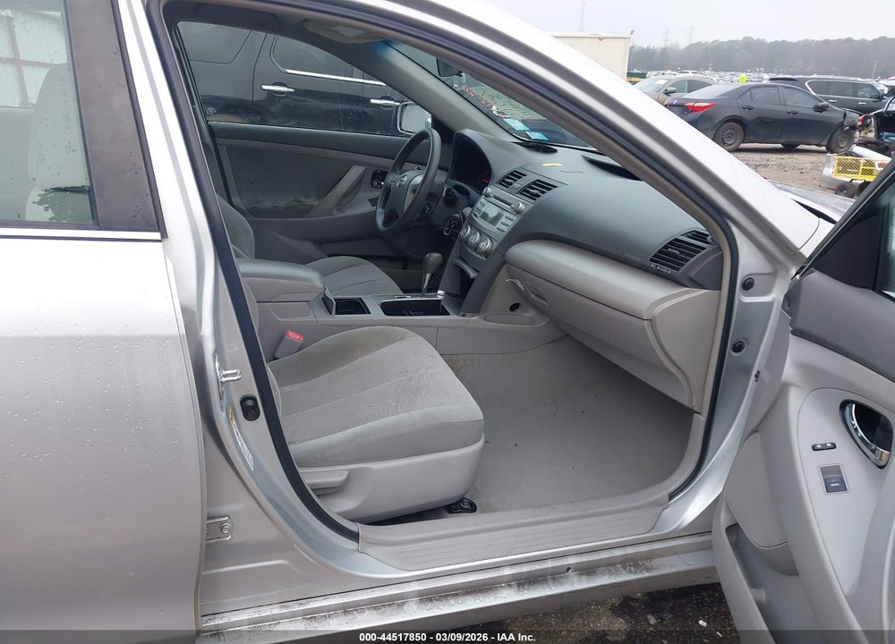 2011 TOYOTA CAMRY LE VIN: 4T1BF3EK3BU722167