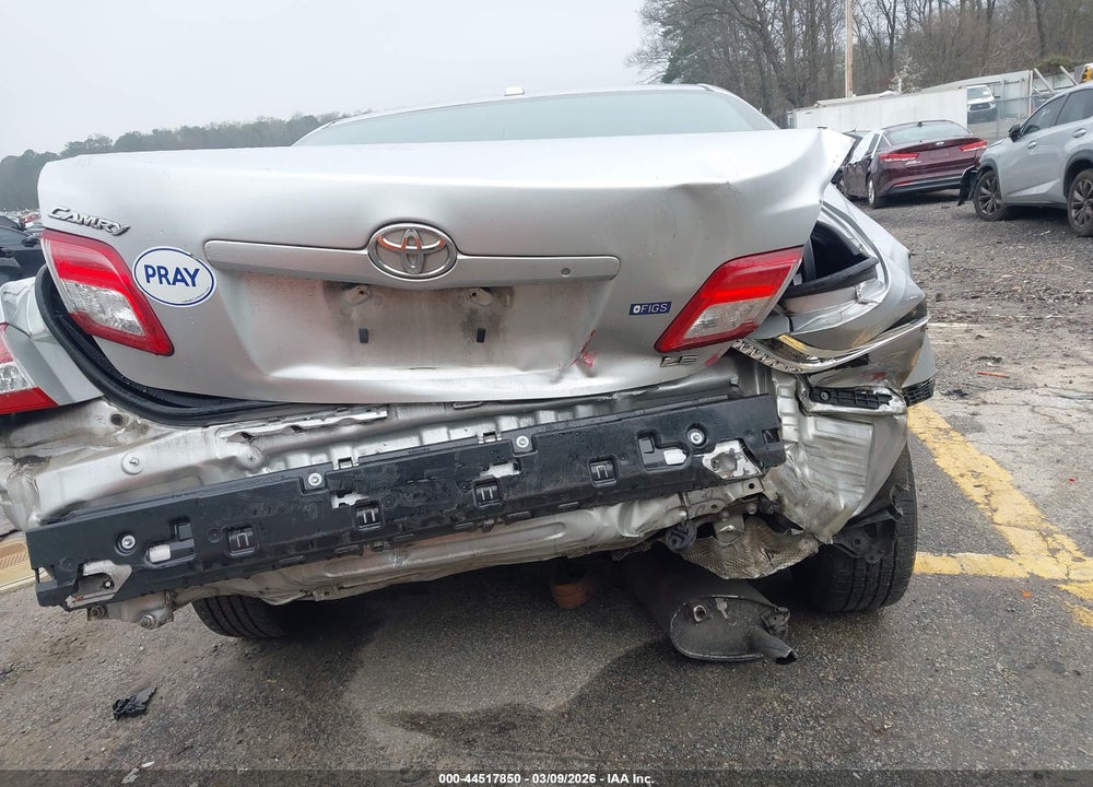 2011 TOYOTA CAMRY LE VIN: 4T1BF3EK3BU722167