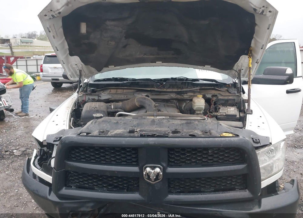 2014 RAM 2500 TRADESMAN VIN: 3C6TR5CT8EG328525