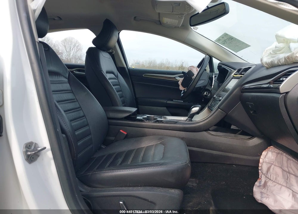 2016 FORD FUSION SE VIN: 3FA6P0T95GR313173