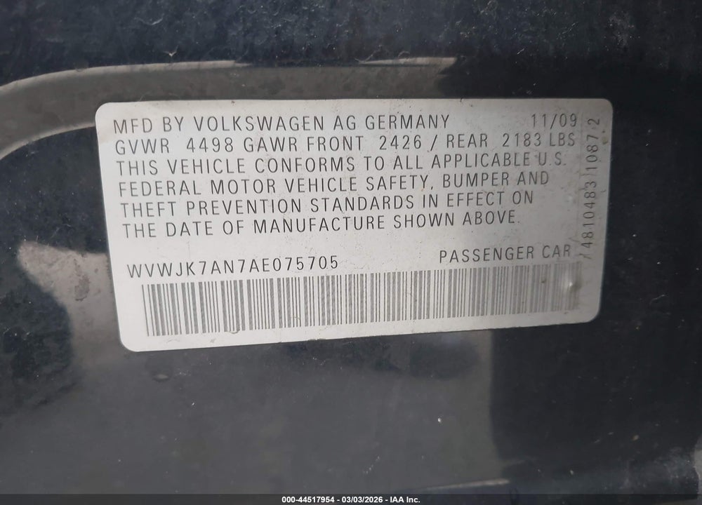 2010 VOLKSWAGEN PASSAT KOMFORT VIN: WVWJK7AN7AE075705