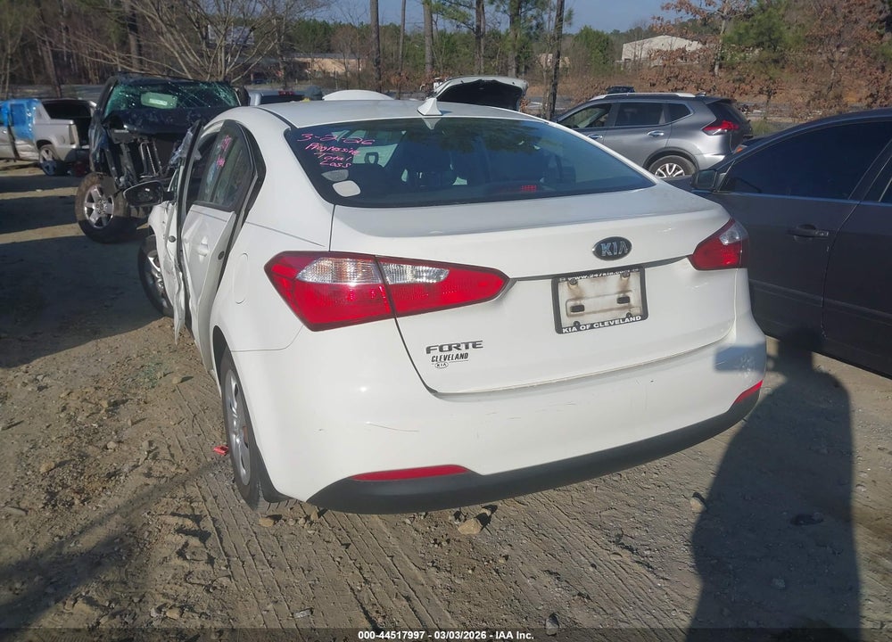 2016 KIA FORTE LX VIN: KNAFK4A63G5605087