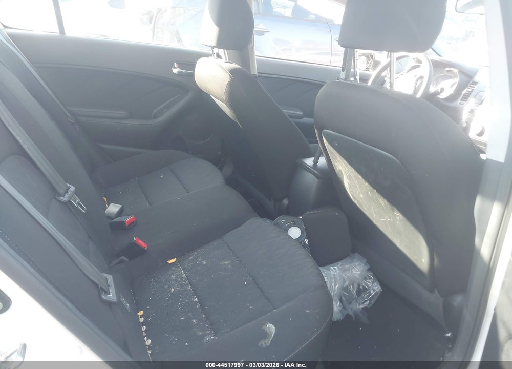2016 KIA FORTE LX VIN: KNAFK4A63G5605087
