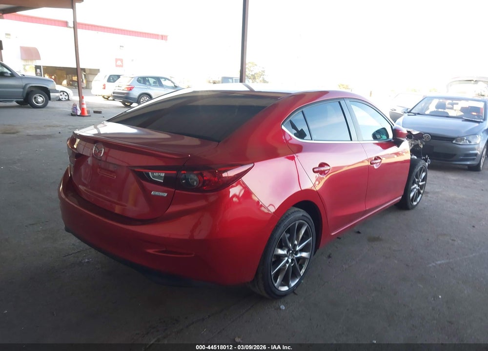 2018 MAZDA 3 TOURING VIN: 3MZBN1V36JM183175