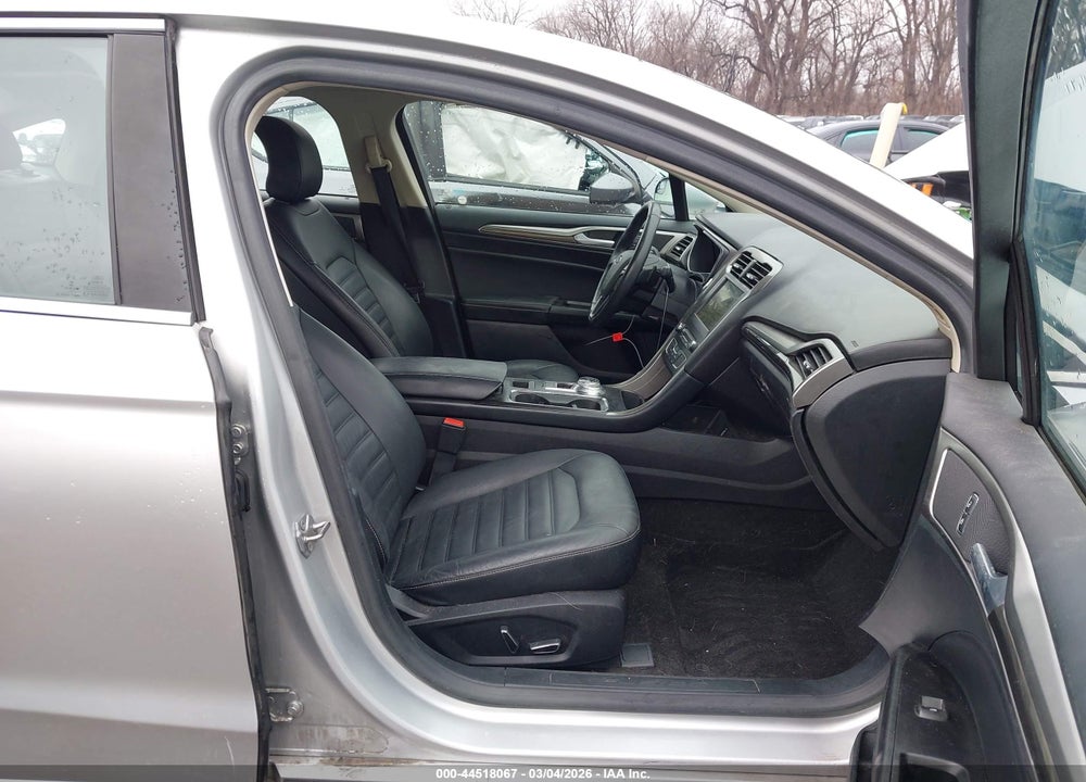 2017 FORD FUSION SE VIN: 3FA6P0T98HR412281