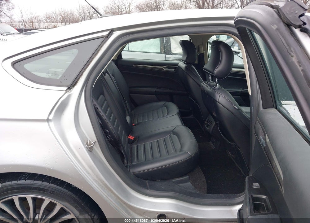 2017 FORD FUSION SE VIN: 3FA6P0T98HR412281
