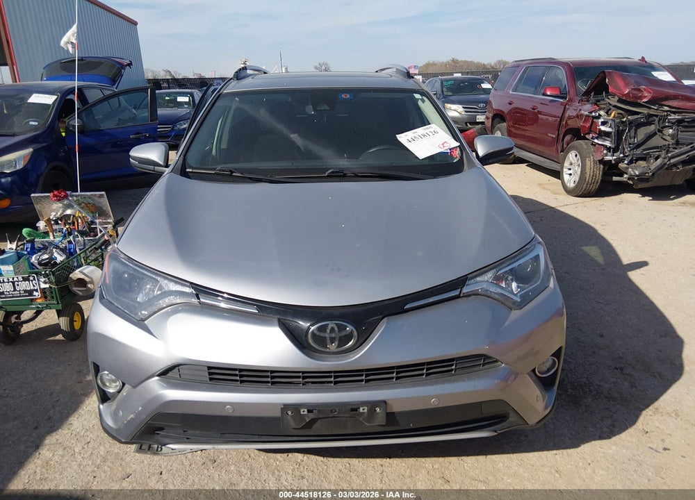 2018 TOYOTA RAV4 XLE VIN: JTMWFREV1JJ177556