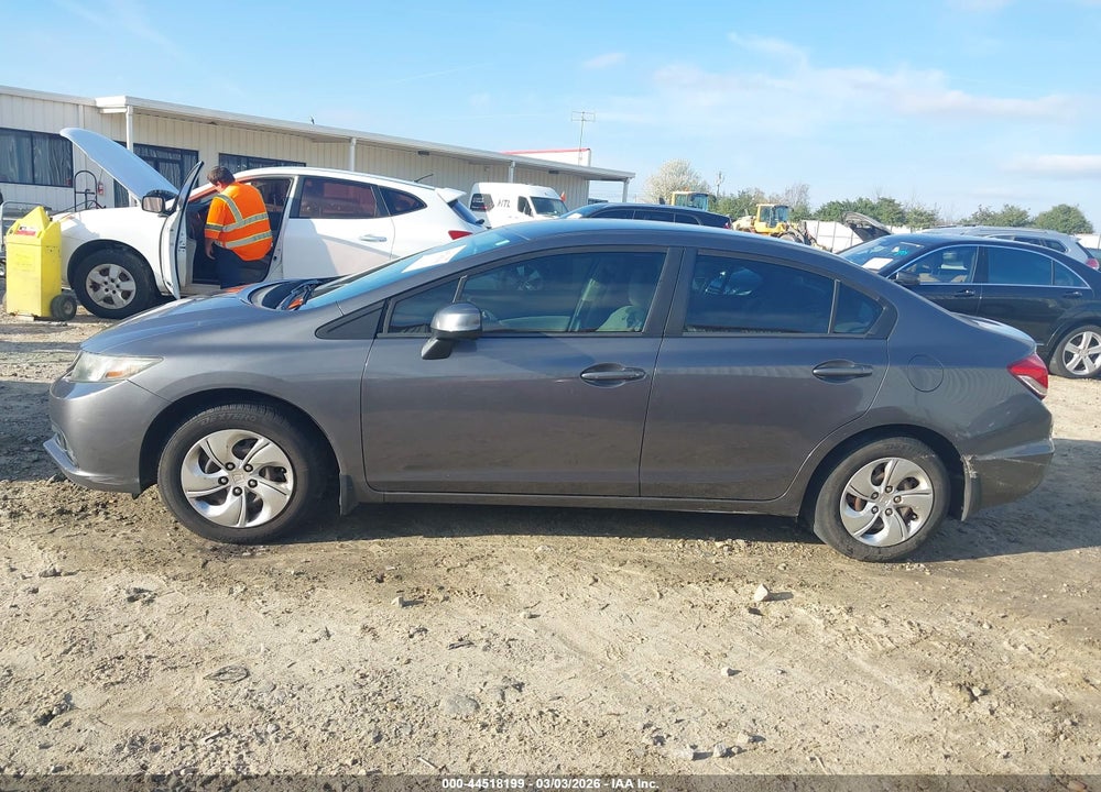 2013 HONDA CIVIC LX VIN: 2HGFB2F50DH519961