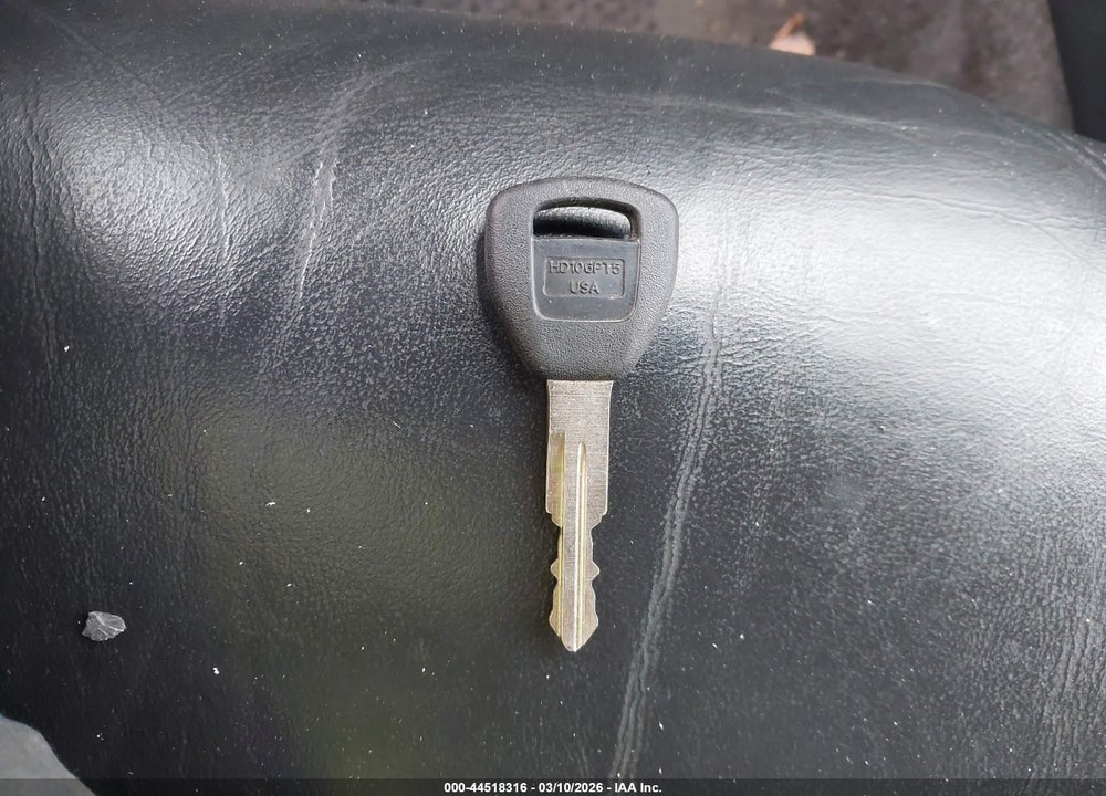 2002 ACURA TL 3.2 VIN: 19UUA56682A005727