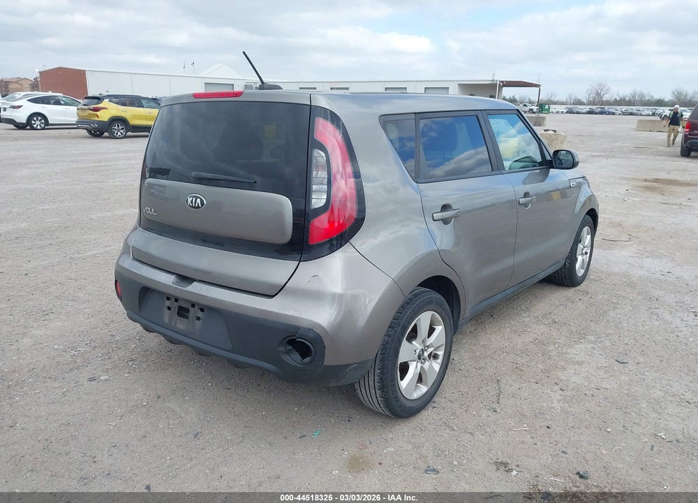 2017 KIA SOUL VIN: KNDJN2A27H7501763