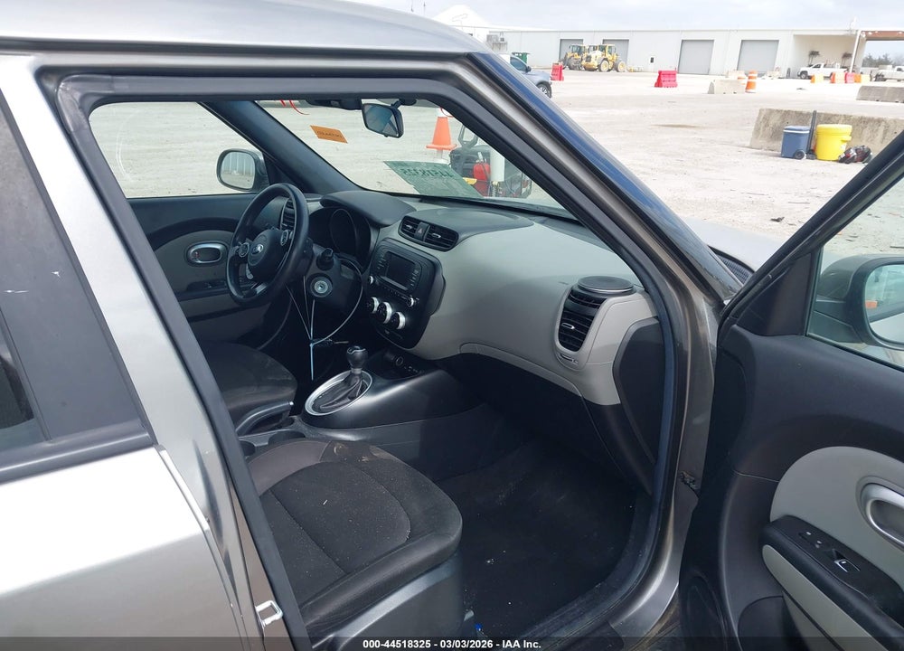 2017 KIA SOUL VIN: KNDJN2A27H7501763