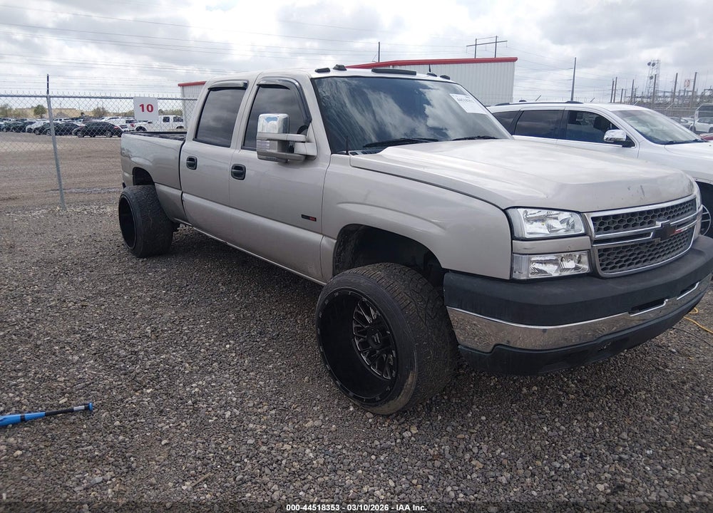 2005 CHEVROLET SILVERADO 2500HD LT VIN: 1GCHK23265F826250