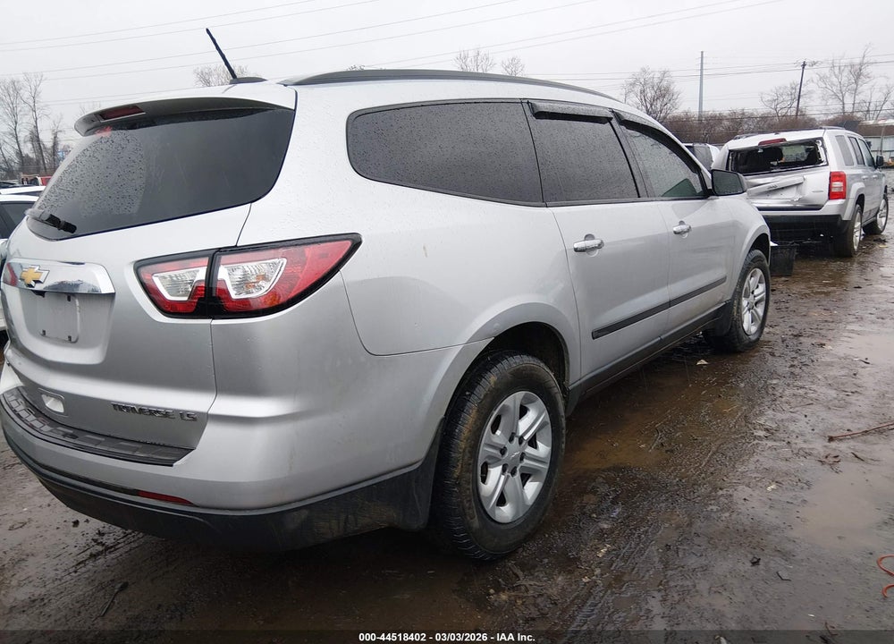 2016 CHEVROLET TRAVERSE LS VIN: 1GNKVFED4GJ218852