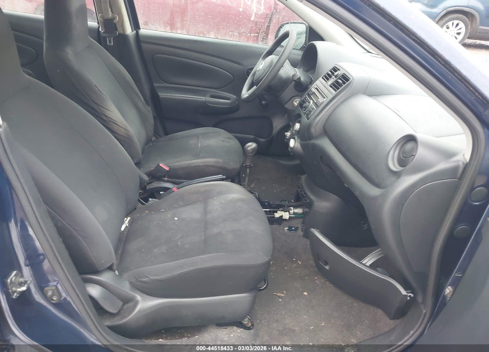 2014 NISSAN VERSA 1.6 S VIN: 3N1CN7AP2EL858523
