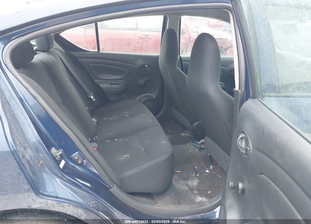 2014 NISSAN VERSA 1.6 S VIN: 3N1CN7AP2EL858523