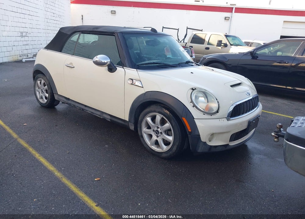 2009 MINI COOPER S VIN: WMWMS33589TG89933