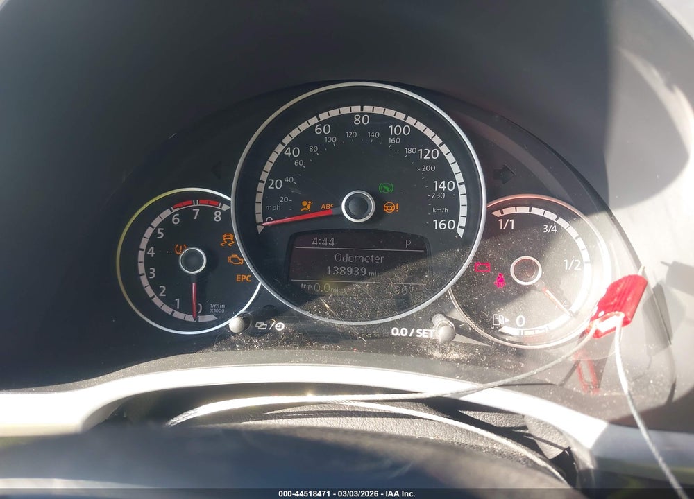 2015 VOLKSWAGEN BEETLE 1.8T VIN: 3VWJ07AT4FM604921